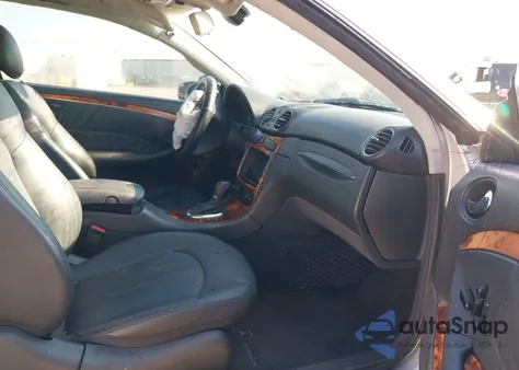 2003 Mercedes-Benz Clk 500 z USA, uszkodzony, nr VIN WDBTJ75J43F041722